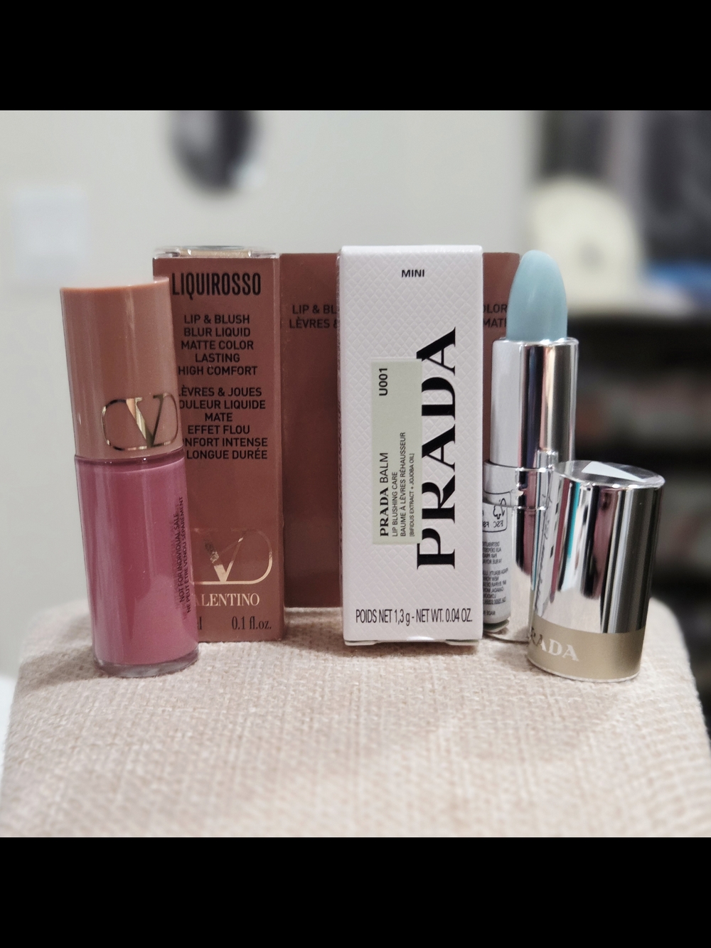 Valentino Pink Lip & Blush Liquid - Soft Pink/ Prada Lip Balm Bundle - Picture 2 of 4